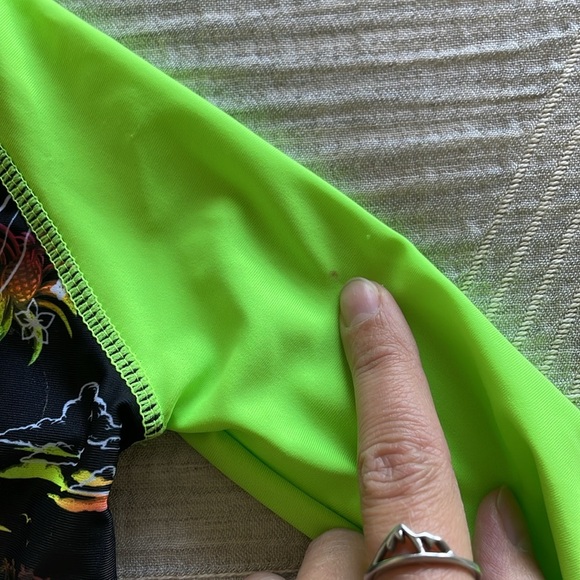 Hurley Boys Rashguard Swimsuit 12 Month UPF 50+ Tropical One Piece Swimwear - Picture 9 of 10